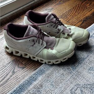 OnCloud Athletic Shoes